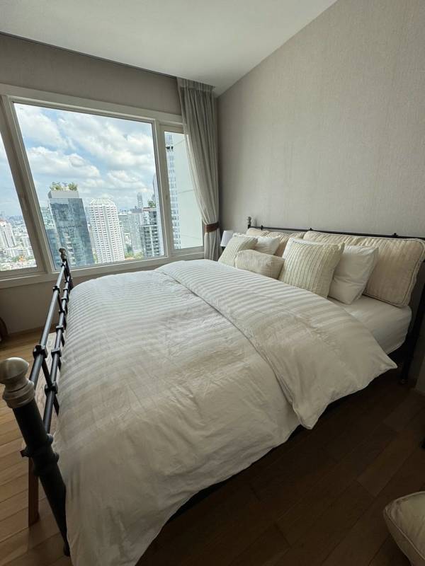 Siri at Sukhumvit · 1 bedroom · 51.8 SqM · Floor 33 · Khlong Toei, Bangkok · Photo 2 Siri at Sukhumvit 1-bedroom Condo in Khlong Toei, Bangkok – photo 2