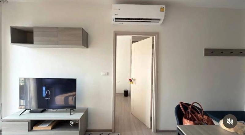 The Base Phetchaburi-Thonglor · 1 bedroom · 33 SqM · Floor 19 · Phetchaburi Road, Bangkok · Photo 1 The Base Phetchaburi-Thonglor 1-bedroom Condo in Phetchaburi Road, Bangkok – photo 1