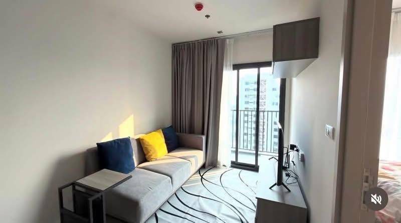 The Base Phetchaburi-Thonglor · 1 bedroom · 33 SqM · Floor 19 · Phetchaburi Road, Bangkok · Photo 4 The Base Phetchaburi-Thonglor 1-bedroom Condo in Phetchaburi Road, Bangkok – photo 4