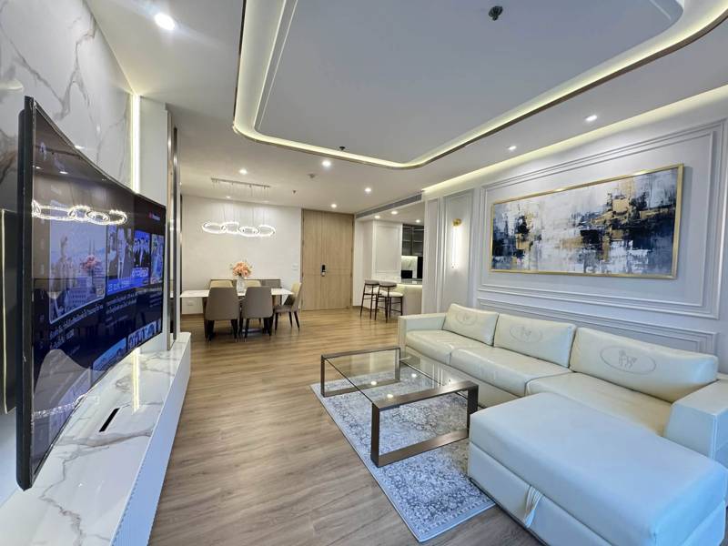 The Royal Saladaeng · 3 bedroom · 150 SqM · Floor 15 · Silom, Bangkok · Photo 1 The Royal Saladaeng 3-bedroom Condo in Silom, Bangkok – photo 1