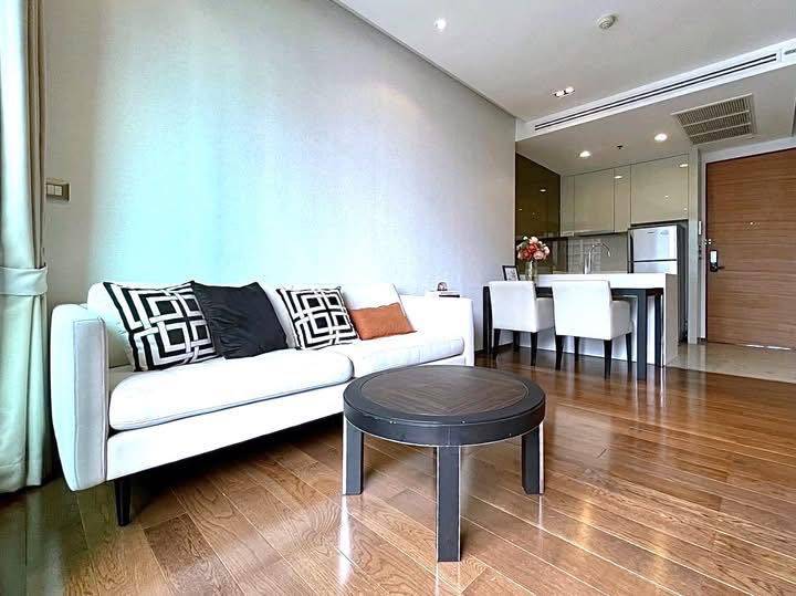 The Address Sukhumvit 28 · 1 bedroom · 45 SqM · Floor 18 · Phrom Phong, Bangkok · Photo 3 The Address Sukhumvit 28 1-bedroom Condo in Phrom Phong, Bangkok – photo 3