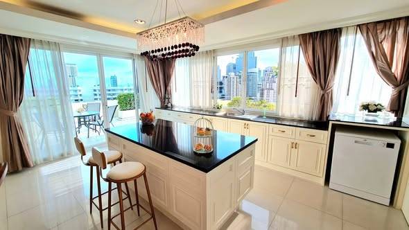 Piyathip Place · 4 bedroom · 800 SqM · Phrom Phong, Bangkok · Photo 5 Piyathip Place 4-bedroom Condo in Phrom Phong, Bangkok – photo 5