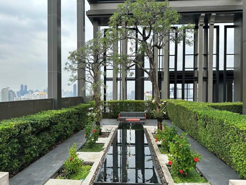 The Crest Sukhumvit 34 · 1 bedroom · 35 SqM · Floor 10 · Khlong Toei, Bangkok · Photo 2 The Crest Sukhumvit 34 1-bedroom Condo in Khlong Toei, Bangkok – photo 2
