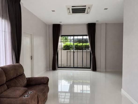 Bangkok Boulevard Sathorn-Pinklao 2 · 4 bedroom · 254.8 SqM · Floor 2 · Bang Kruai, Nonthaburi · Photo 5 Bangkok Boulevard Sathorn-Pinklao 2 4-bedroom Detached House in Bang Kruai, Nonthaburi – photo 5