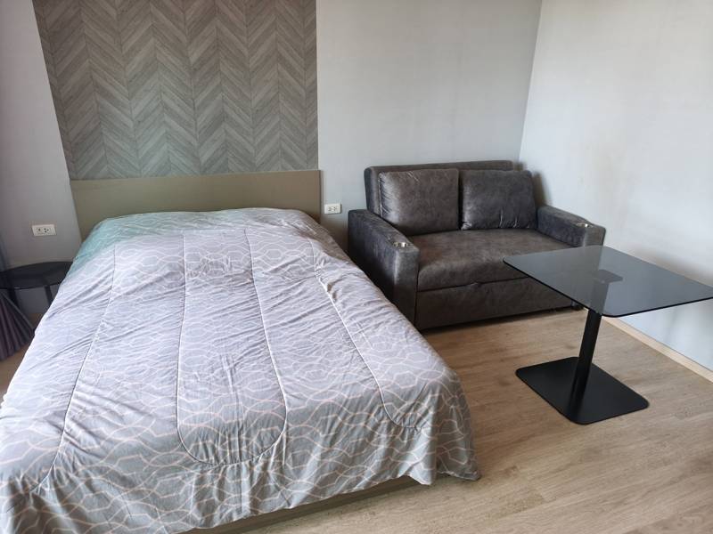 Ideo Sathorn-Wongwian Yai · 1 bedroom · 28.15 SqM · Floor 11 · Riverside, Bangkok · Photo 2 Ideo Sathorn-Wongwian Yai 1-bedroom Condo in Riverside, Bangkok – photo 2