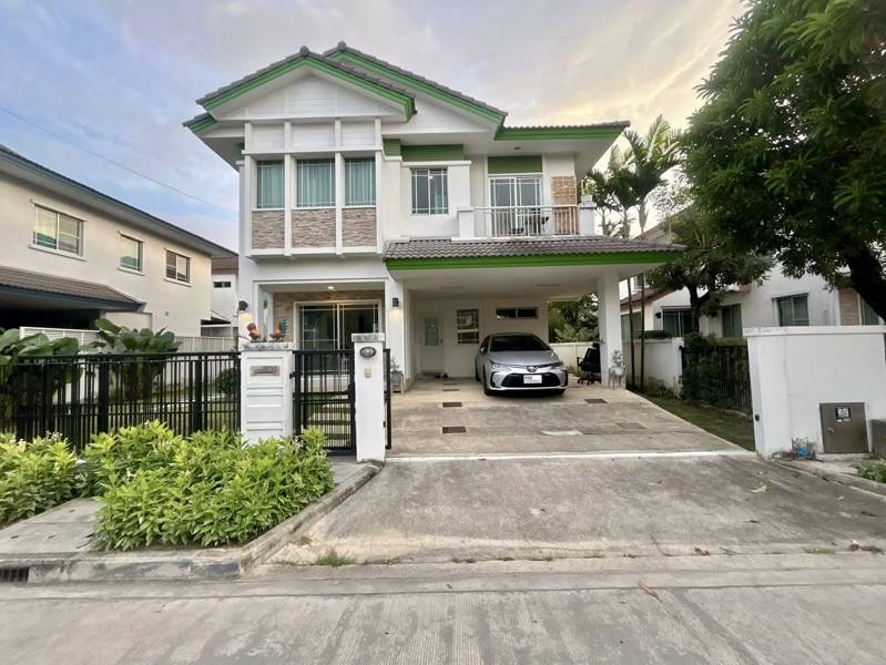 Mantana Onnut-Wongwaen 3 · 4 bedroom · 200 SqM · Prawet, Bangkok · Photo 1 Mantana Onnut-Wongwaen 3 4-bedroom Detached House in Prawet, Bangkok – photo 1