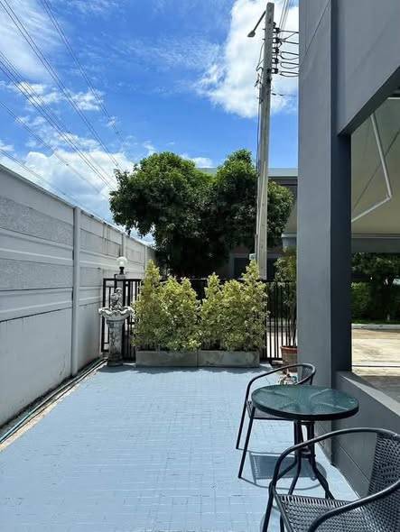 Pleno Sukhumvit-Bangna · 3 bedroom · Bang Na, Bangkok · Photo 2 Pleno Sukhumvit-Bangna 3-bedroom Townhouse in Bang Na, Bangkok – photo 2