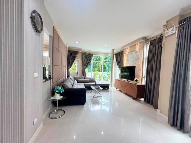 Perfect Masterpiece Rama9 · 3 bedroom · 288 SqM · Srinakarin, Bangkok · Photo 3 Perfect Masterpiece Rama9 3-bedroom Townhouse in Srinakarin, Bangkok – photo 3