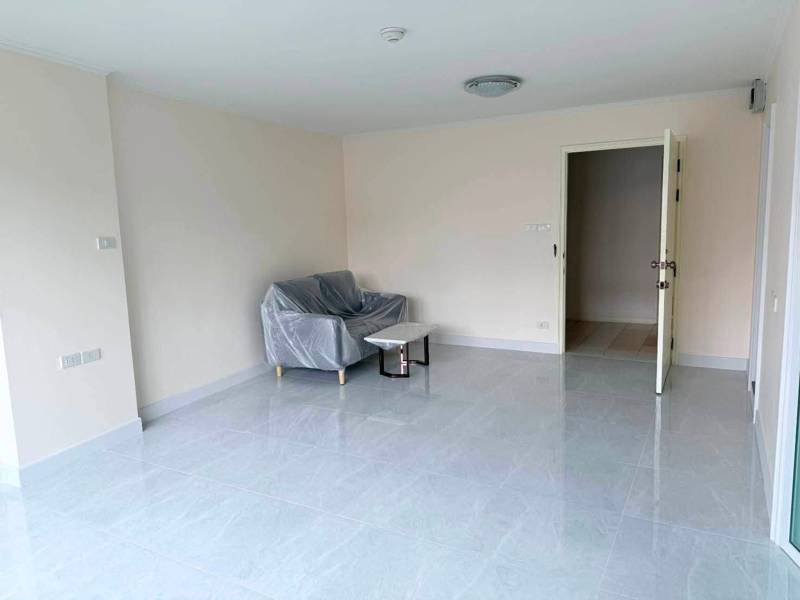 Lumpini Place Narathiwas 24 · 1 bedroom · 34 SqM · Floor 3 · Rama 3, Bangkok · Photo 5 Lumpini Place Narathiwas 24 1-bedroom Condo in Rama 3, Bangkok – photo 5