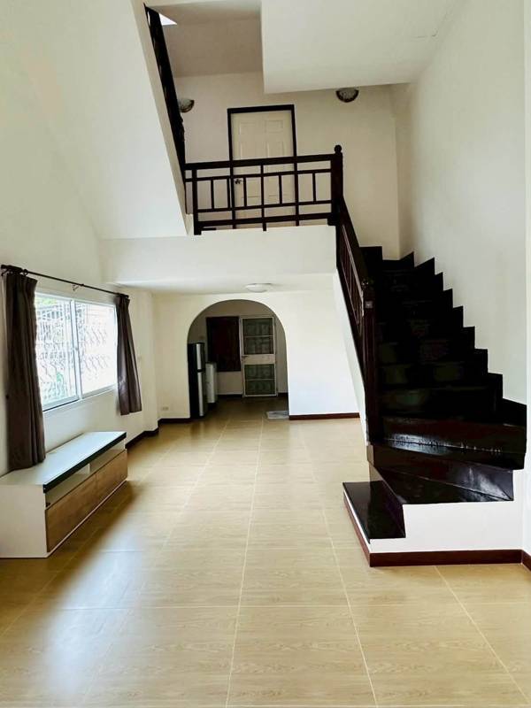 Classic Home · 3 bedroom · 196 SqM · Floor 2 · Photo 5 Classic Home 3-bedroom Townhouse – photo 5