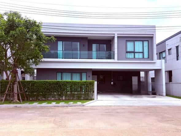 Centro Bangna · 4 bedroom · 297.6 SqM · Bang Na, Bangkok · Photo 1 Centro Bangna 4-bedroom Detached House in Bang Na, Bangkok – photo 1