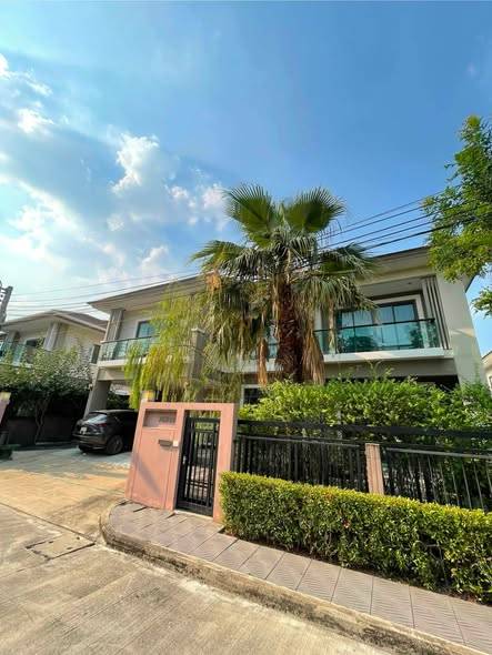 The Palm Pattanakarn · 4 bedroom · 280 SqM · Pattanakarn, Bangkok · Photo 1 The Palm Pattanakarn 4-bedroom Detached House in Pattanakarn, Bangkok – photo 1