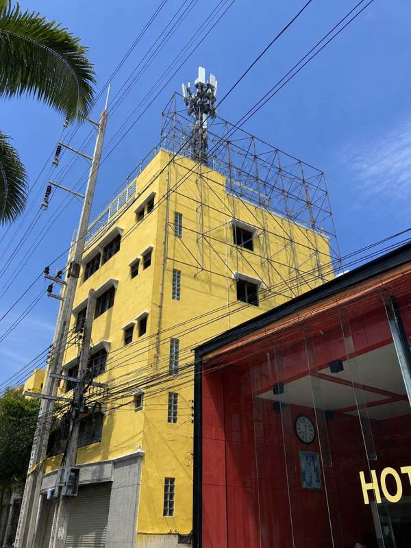 5-Story Commercial Building with Rooftop for Rent Near Praditmanutham Road · 540 SqM · Lat Phrao, Bangkok · Photo 5 5-Story Commercial Building with Rooftop for Rent Near Praditmanutham Road Commercial Building in Lat Phrao, Bangkok – photo 5