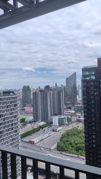 Life Asoke-Rama 9 · 1 bedroom · 28 SqM · Floor 39 · Chatuchak, Bangkok · Photo 1 Life Asoke-Rama 9 1-bedroom Condo in Chatuchak, Bangkok – photo 1