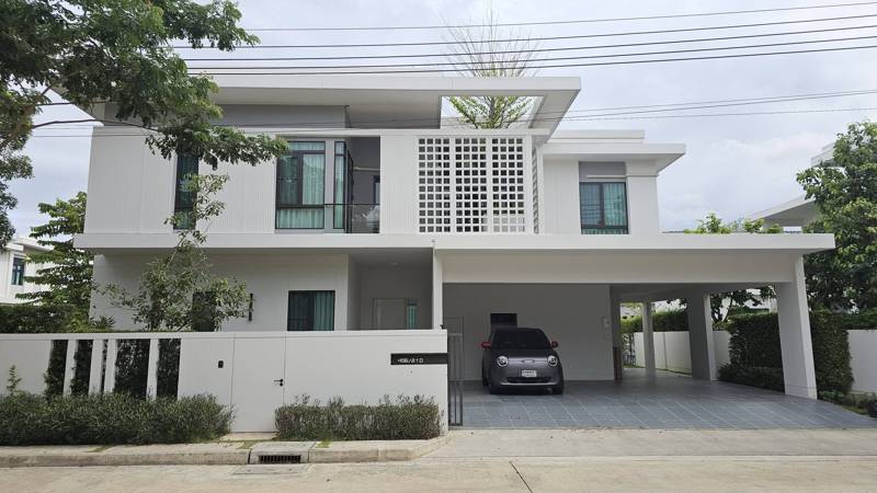 Mantana Bangna Km.15 · 4 bedroom · 325 SqM · Photo 1 Mantana Bangna Km.15 4-bedroom Detached House – photo 1