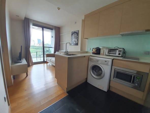 Via Botani · 1 bedroom · 37.03 SqM · Floor 7 · Phrom Phong, Bangkok · Photo 3 Via Botani 1-bedroom Condo in Phrom Phong, Bangkok – photo 3