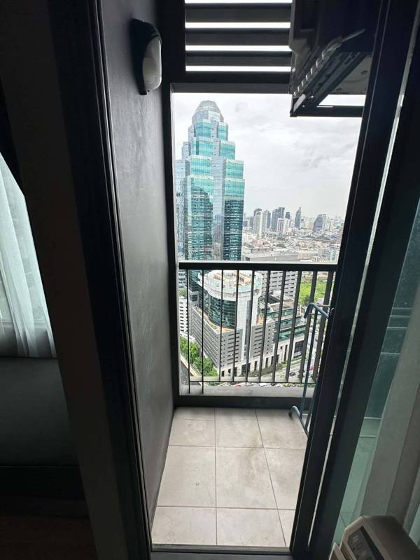 Life One Wireless · 1 bedroom · 28.27 SqM · Floor 31 · Ploenchit, Bangkok · Photo 2 Life One Wireless 1-bedroom Condo in Ploenchit, Bangkok – photo 2