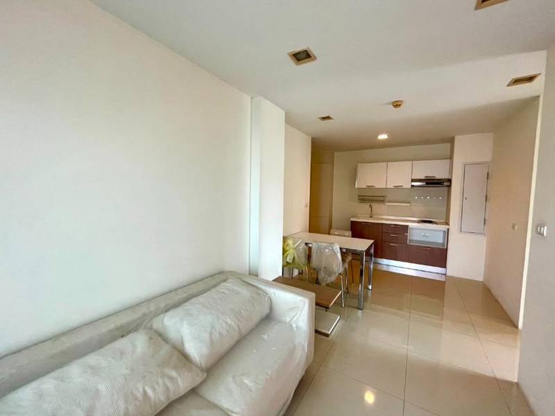 Supreme Condo · 2 bedroom · 59 SqM · Floor 8 · Photo 4 Supreme Condo 2-bedroom Condo – photo 4