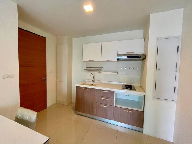 Supreme Condo · 2 bedroom · 59 SqM · Floor 8 · Photo 5 Supreme Condo 2-bedroom Condo – photo 5