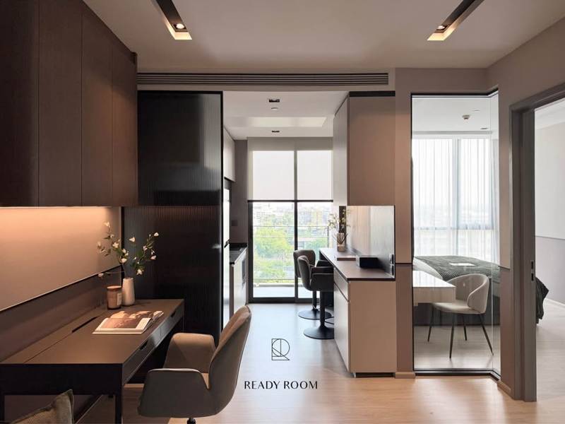 The Room Sukhumvit 38 · 1 bedroom · 45 SqM · Floor 10 · Khlong Toei, Bangkok · Photo 3 The Room Sukhumvit 38 1-bedroom Condo in Khlong Toei, Bangkok – photo 3