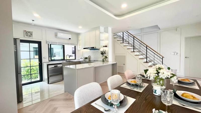 Centro Bangna · 4 bedroom · 280 SqM · Floor 1 · Bang Na, Bangkok · Photo 1 Centro Bangna 4-bedroom Detached House in Bang Na, Bangkok – photo 1