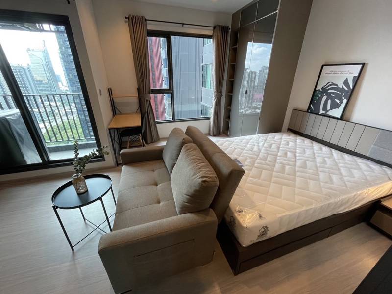 Life Asoke-Rama 9 · 1 bedroom · 28.5 SqM · Floor 32 · Chatuchak, Bangkok · Photo 1 Life Asoke-Rama 9 1-bedroom Condo in Chatuchak, Bangkok – photo 1