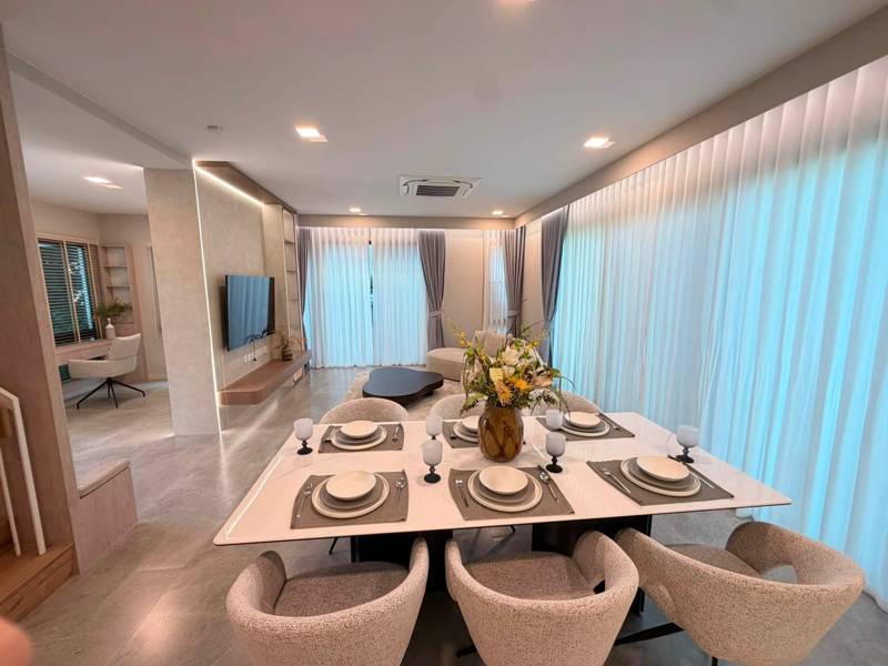 Mantana Bangna Km.15 · 4 bedroom · 240 SqM · Floor 1 · Photo 4 Mantana Bangna Km.15 4-bedroom Detached House – photo 4