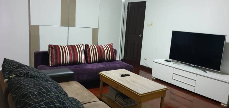 Corner House with Duplex • 55 SqWah (220 SqM) • Near Hospitals & Schools · 5 bedroom · 220 SqM · Lat Phrao, Bangkok · Photo 2 Corner House with Duplex • 55 SqWah (220 SqM) • Near Hospitals & Schools 5-bedroom Detached House in Lat Phrao, Bangkok – photo 2