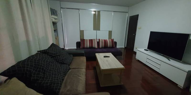 Corner House with Duplex • 55 SqWah (220 SqM) • Near Hospitals & Schools · 5 bedroom · 220 SqM · Lat Phrao, Bangkok · Photo 5 Corner House with Duplex • 55 SqWah (220 SqM) • Near Hospitals & Schools 5-bedroom Detached House in Lat Phrao, Bangkok – photo 5