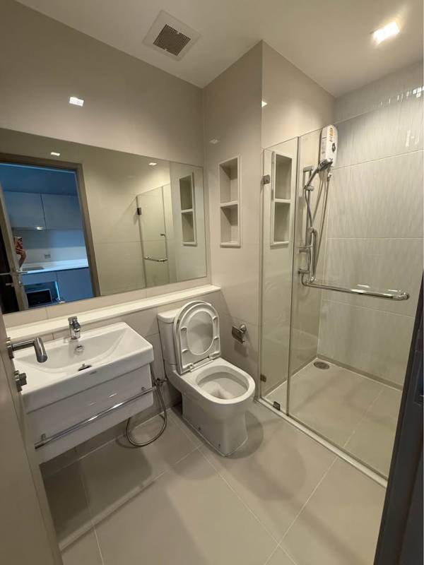Life Asoke-Rama 9 · 1 bedroom · 28 SqM · Floor 32 · Chatuchak, Bangkok · Photo 4 Life Asoke-Rama 9 1-bedroom Condo in Chatuchak, Bangkok – photo 4