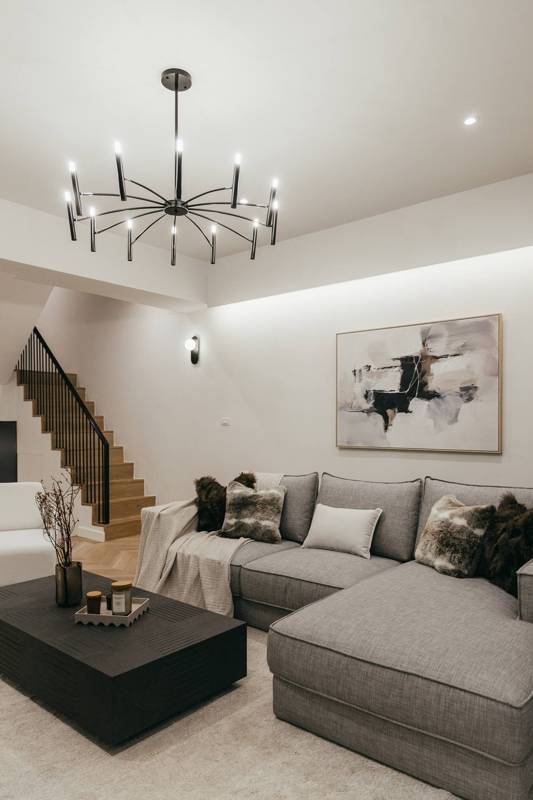Townhome near Ekamai Thonglor, close to BTS Phra Khanong · 5 bedroom · 350 SqM · Khlong Toei, Bangkok · Photo 2 Townhome near Ekamai Thonglor, close to BTS Phra Khanong 5-bedroom Townhouse in Khlong Toei, Bangkok – photo 2