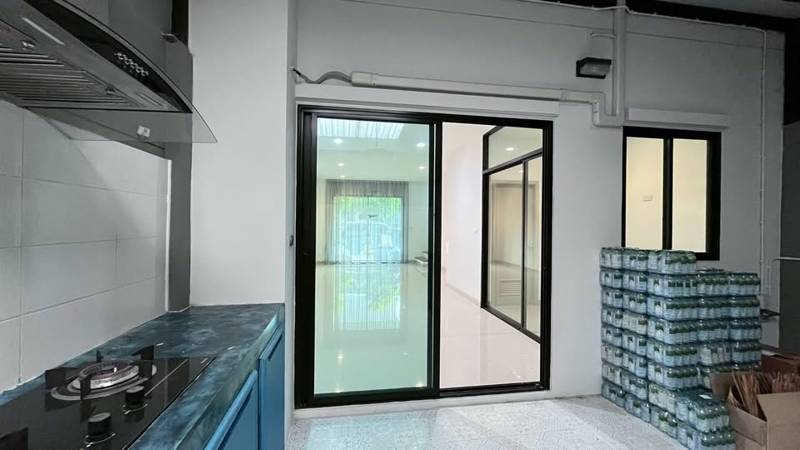 Premium Place Ramintra - Maiyarap · 4 bedroom · 22 SqM · Photo 4 Premium Place Ramintra - Maiyarap 4-bedroom Townhouse – photo 4