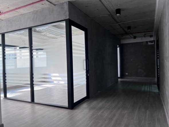Office for rent near BTS Saint Louis in Sapan Put · 146 SqM · Floor 4 · Sathon, Bangkok · Photo 4 Office for rent near BTS Saint Louis in Sapan Put Office in Sathon, Bangkok – photo 4