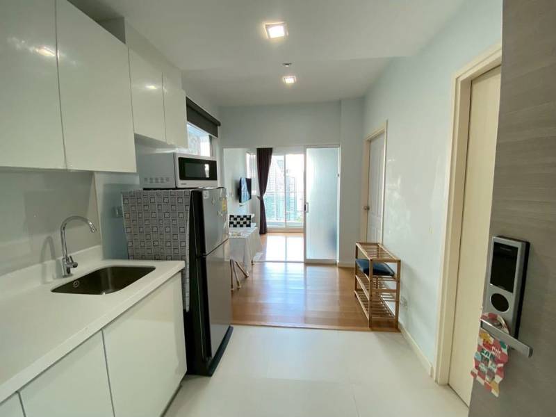Condolette Ize Ratchathewi · 1 bedroom · 32 SqM · Victory Monument, Bangkok · Photo 2 Condolette Ize Ratchathewi 1-bedroom Condo in Victory Monument, Bangkok – photo 2