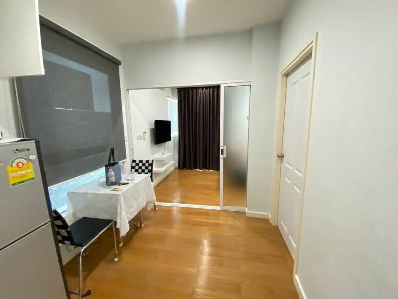 Condolette Ize Ratchathewi · 1 bedroom · 32 SqM · Victory Monument, Bangkok · Photo 3 Condolette Ize Ratchathewi 1-bedroom Condo in Victory Monument, Bangkok – photo 3