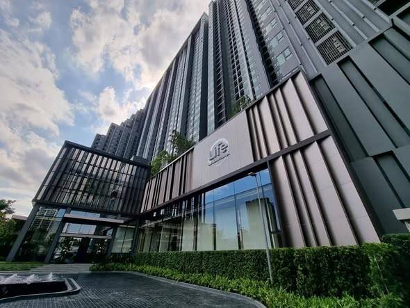 Life Sathorn Sierra · 1 bedroom · 36 SqM · Floor 33 · Thonburi, Bangkok · Photo 2 Life Sathorn Sierra 1-bedroom Condo in Thonburi, Bangkok – photo 2