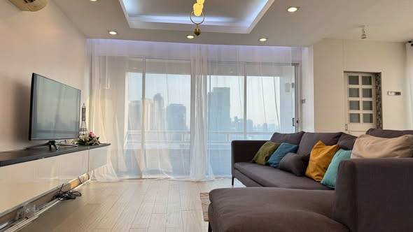 Srivara Mansion · 3 bedroom · 150 SqM · Floor 21 · Ratchada, Bangkok · Photo 2 Srivara Mansion 3-bedroom Condo in Ratchada, Bangkok – photo 2