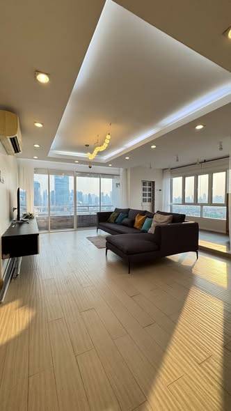 Srivara Mansion · 3 bedroom · 150 SqM · Floor 21 · Ratchada, Bangkok · Photo 4 Srivara Mansion 3-bedroom Condo in Ratchada, Bangkok – photo 4