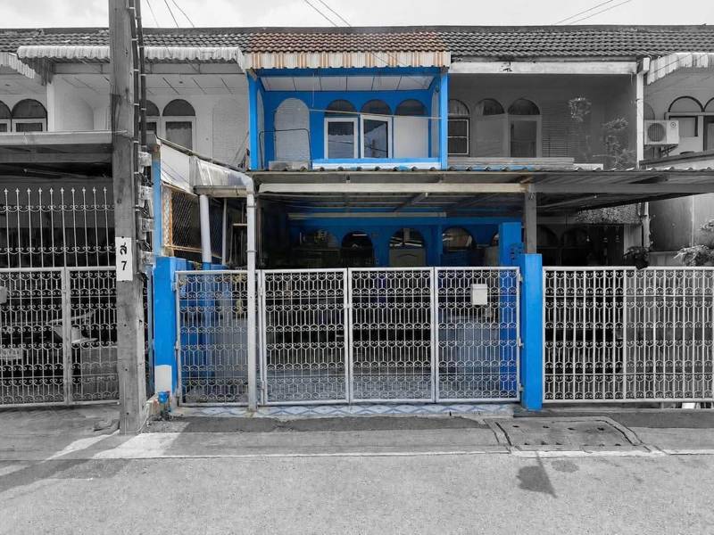 Townhouse Duplex near Huai Khwang-Sutthisan · 2 bedroom · 80 SqM · Floor 1 · Photo 1 Townhouse Duplex near Huai Khwang-Sutthisan 2-bedroom Townhouse – photo 1