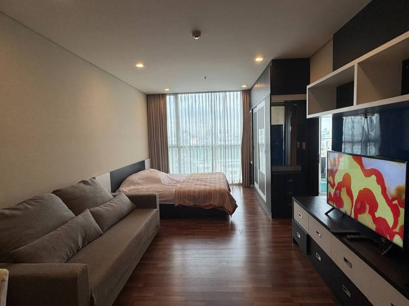 Le Luk Condominium · 1 bedroom · 33 SqM · Khlong Toei, Bangkok · Photo 1 Le Luk Condominium 1-bedroom Condo in Khlong Toei, Bangkok – photo 1