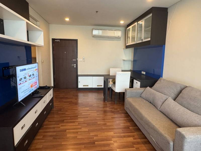 Le Luk Condominium · 1 bedroom · 33 SqM · Khlong Toei, Bangkok · Photo 2 Le Luk Condominium 1-bedroom Condo in Khlong Toei, Bangkok – photo 2