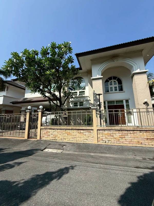 Chada Thai Village Resort · 5 bedroom · 324 SqM · Photo 1 Chada Thai Village Resort 5-bedroom Villa – photo 1