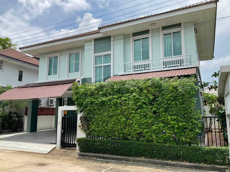 Private Detached House with Canal View · 3 bedroom · 175 SqM · Floor 1 · Suan Luang, Bangkok · Photo 1 Private Detached House with Canal View 3-bedroom Detached House in Suan Luang, Bangkok – photo 1