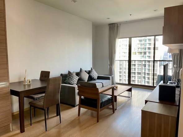 Noble Refine · 2 bedroom · 68 SqM · Floor 18 · Phrom Phong, Bangkok · Photo 4 Noble Refine 2-bedroom Condo in Phrom Phong, Bangkok – photo 4