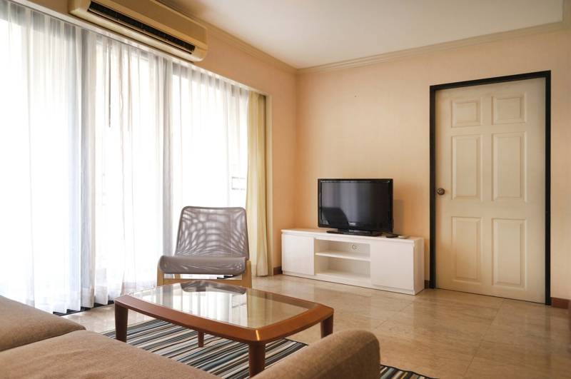 Green Point Silom · 2 bedroom · 73 SqM · Floor 4 · Bang Rak, Bangkok · Photo 2 Green Point Silom 2-bedroom Condo in Bang Rak, Bangkok – photo 2