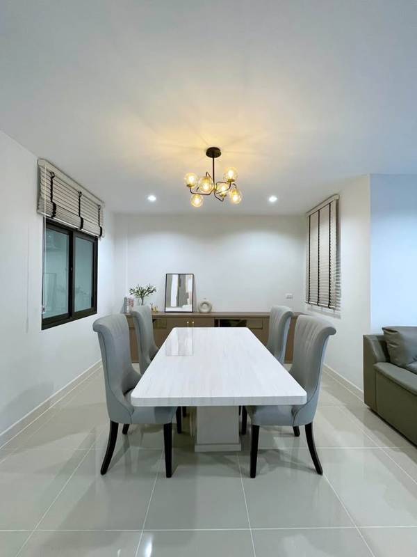 Pleno Sukhumvit-Bangna · 3 bedroom · 101.6 SqM · Floor 2 · Bang Na, Bangkok · Photo 4 Pleno Sukhumvit-Bangna 3-bedroom Townhouse in Bang Na, Bangkok – photo 4