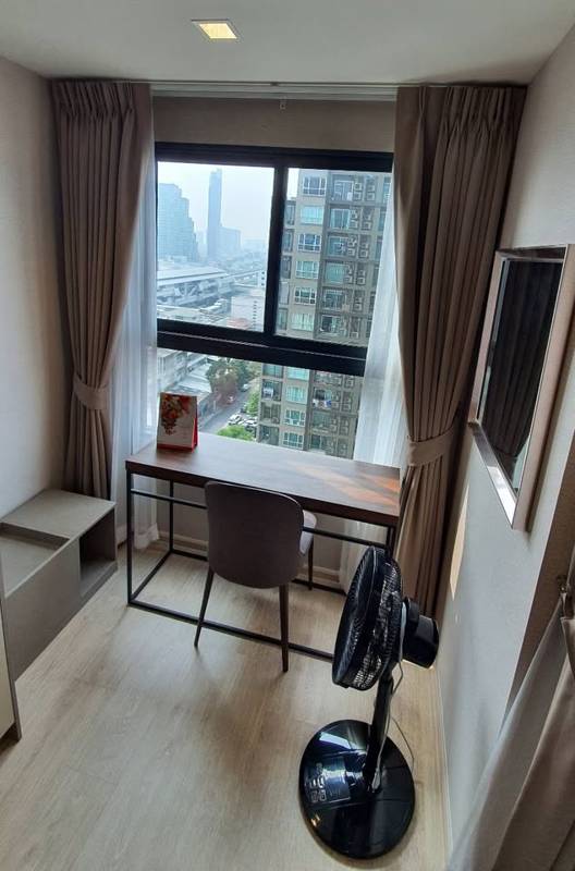 Ideo Sathorn-Wongwian Yai · 1 bedroom · 36 SqM · Floor 12 · Riverside, Bangkok · Photo 2 Ideo Sathorn-Wongwian Yai 1-bedroom Condo in Riverside, Bangkok – photo 2