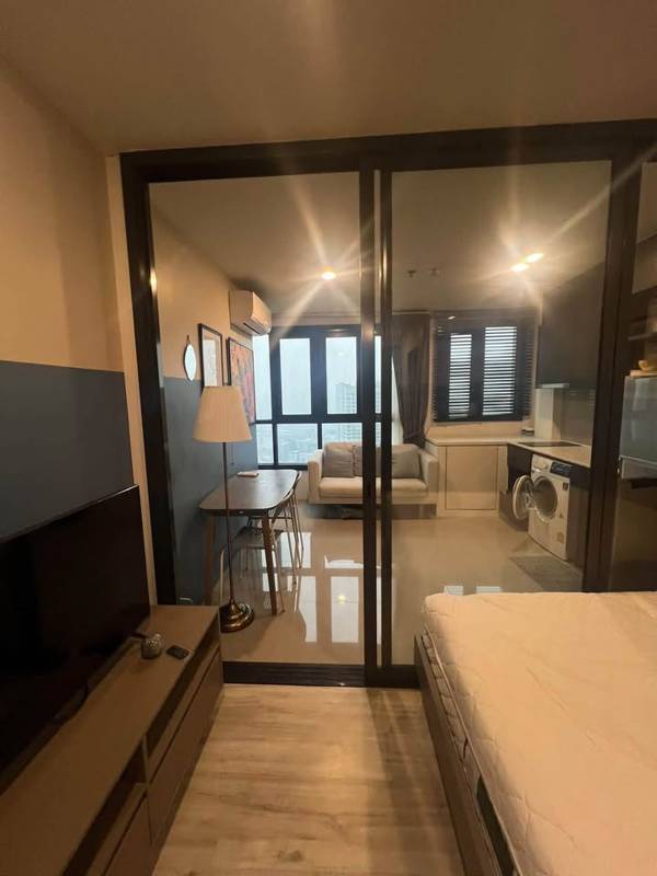 XT Huaikhwang · 1 bedroom · 30 SqM · Floor 33 · Ratchada, Bangkok · Photo 3 XT Huaikhwang 1-bedroom Condo in Ratchada, Bangkok – photo 3