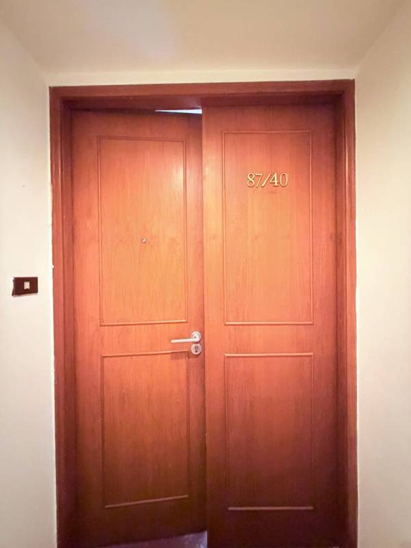 All Seasons Mansion · 2 bedroom · 136.56 SqM · Floor 26 · Pathum Wan, Bangkok · Photo 1 All Seasons Mansion 2-bedroom Condo in Pathum Wan, Bangkok – photo 1