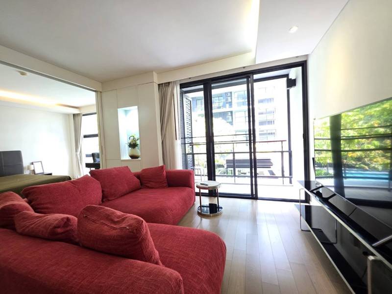 MODE Sukhumvit 61 · 1 bedroom · 56 SqM · Floor 2 · Ekkamai, Bangkok · Photo 1 MODE Sukhumvit 61 1-bedroom Condo in Ekkamai, Bangkok – photo 1